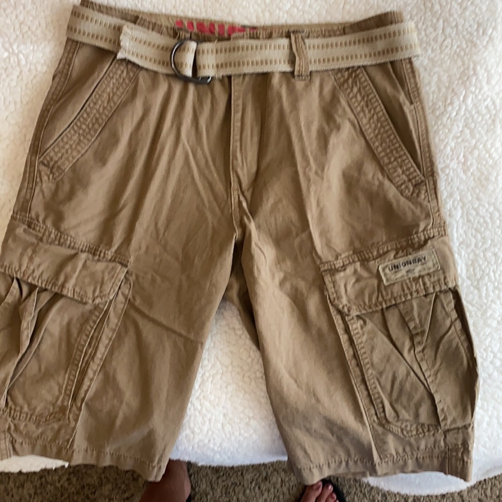 Cargo shorts-khaki, never worn!!!